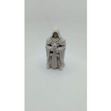 Kapüşonlu Kılıçlı Savaşçı Fantastik Figür - Pla Malzeme