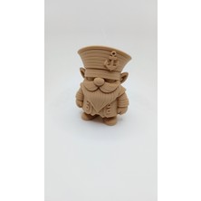Denizci Şapkalı Sevimli Cüce Figürü (3d Baskı)