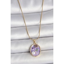 Ayder Timya 316L Çelik Gold Renk Zincir Mor Çiçek İşlemeli İnci Detay Portre Model Kadın Kolye - TJ-BKO10078 TG/Tmya1395 221184