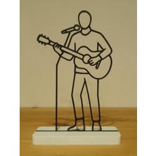 Melodilerin Adamı: Gitarist ve Vokalist Dekoratif Figür