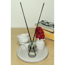 Besagu Home Vazo ve Çiçek Kokulu Oda Kokusu Seti - Çiçek Kız +Çiçek Şekilli Vazo+Oda Kokusu+Yuvarlak Tepsi