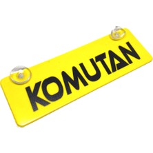 Komutan Yazılı Sarı Dekor Plaka Vantuzlu Cam Süsü 22X7.5CM Kmt2