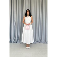 Livizmir Moda Beyaz Önü Dantel Detaylı Kemerli Elbise