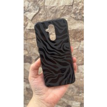 Vip Case Huawei Mate 20 Lite Uyumlu Zebra Desenli Silikon Darbe Emici Klasik Korumalı Rubber Kılıf 277