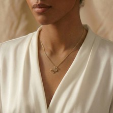 Baleno Concept 925 Ayar Gümüş Minimal Kıvrım Kanatlı Kelebek Tasarım Kolye