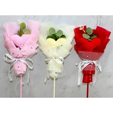 İntora El Örgüsü Kalp Çiçeği Buketi