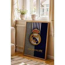 Real Madrid Logolu Premium Tasarım Çerçeveli Tablo - Efsanevi Kralların Kulübü Futbol Duvar Dekoru