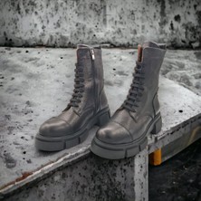 Siyah Bağcıklı ve Fermuarlı Kadın Askeri Gerçek Deri Günlük Bot Postal