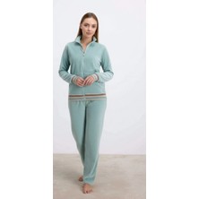 Biçomi Bicomi Kadife Dokulu Uzun Kollu Sweatshirt ve Pantolon Takımı