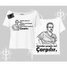 Çarpılır Mı? Çarpılmıştır. Kayık Yaka Tshirt