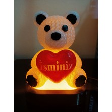 3D Dönüşüm Atölyesi Kişiye Özel Hediyelik Isimli Kalpli Ayıcık Figürlü Dekoratif LED Lamba - Adaptörlü - Amber Işıklı