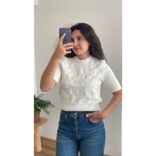 Nihanello Butik Nakış Işlemeli Yumuşak Dokulu Bluz