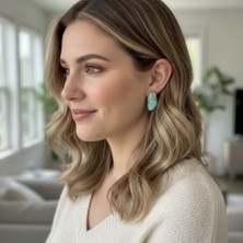 Mare Accessories Gold Çerçeveli Yeşil Doğal Taş Görünümlü Küpe