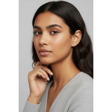 Zümrüt Sarraf 6 Tırnak Tektaş Küpe