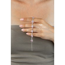 Innuendo Jewelry 925 Ayar Gümüş Taş Çerçeveli Kalp Motifli Pembe