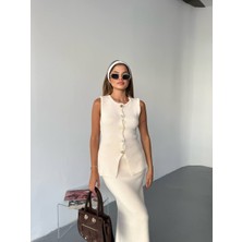 Kechi Woman Gold Aksesuarlı Düğmeli Yelek Etek Bej Triko Takım