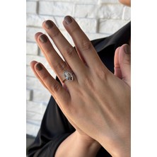 14 Ayar Altın 0,17 Karat Badem Kesim Pırlanta Yüzük