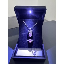 Gözde Aksesuarım Işıklı Kutuda Pembe Kalpli Kolye Yüzük Seti Çelik