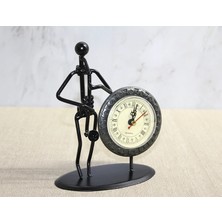 Moresun Buğz Metal Saatli Saksafon Çalan Müzisyen