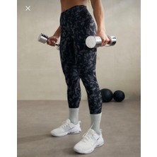 Nike One Dri-Fit High-Waisted 7/8 Printed Training Yüksek Belli Toparlayıcı Siyah Kadın Tayt FZ3229-010