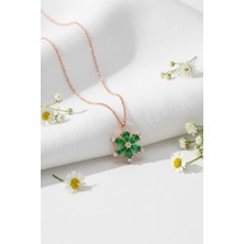 Çekirdek Jewelry 925 Ayar Gümüş Kamelya Çiçeği Kolye
