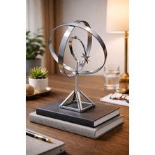 Fikrihane Üçgen Patentli Ay Yıldız Türk Bayrak  Simgesi Özgün Kinetik Metal Dekor El Yapımı Premium Tasarım Krom Kaplı