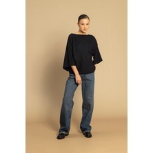 Nisan Triko Yaka Detaylı Triko Kazak