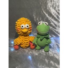 Asg Amigurumi Kermit – El Yapımı Kurbağa Figürü