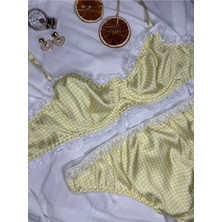 Rozenin Lingerie Ipeksi Saten Dantel Detaylı Bralet Iç Çamaşır Takımı (Sütyen-Tanga)