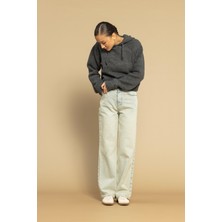 Nisan Triko Kapüşonlu Triko Kazak