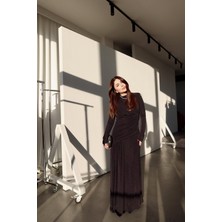 Özge Özgenç Omuzu Vatkalı Beli Büzgülü Maxi Elbise