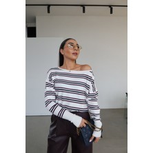 Özge Özgenç Kayık Yaka Çizgili Basic Triko