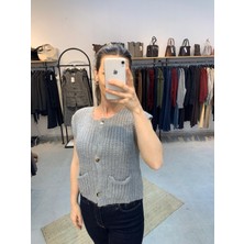 Ecenin Favorileri Kolsuz Örme Cepli Düğme Detaylı Gri Kadın Yelek