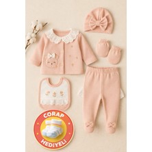 Minimia Yenidoğan Dantel Yakalı Kız Bebek 5 Parça Kutulu Bebek Doğum Hediyesi Hastane Çıkışı Çorap Hediyeli