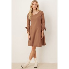 Armonika Kadın Camel Sıfır Yaka Kolları Büzgülü Kulplu Uzun Kol Elbise ARM-26K001033
