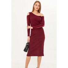Armonika Kadın Bordo Asimetrik Yaka Kolu Tüllü Yırtmaçlı Kaşkorse Midi Boy Elbise ARM-25K001081