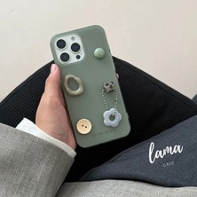 Lama Case Apple iPhone 17 Pro Kılıf Taş ve Çiçek Detaylı  Figürlü Premium Kapak