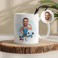 Gym Temalı Kişiye Özel Karikatürlü Kupa – Fotoğraftan Çizim, Özel Tasarım Hediye