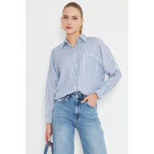Armonika Kadın Saks Çizgili Uzun Kol Cep Detaylı Sırtı Pileli Oversize Gömlek ARM-25K001069