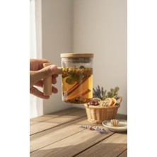 KH Cam Çay Bardağı Süzgeçli Çıkarılabilinir Füme Renk Demleme ve Içme Fincanı Bir Arada Ahşap Kulplu Vekapaklı