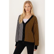 Armonika Kadın Siyah Çizgili Düğmeli Triko Hırka ARM-26K136027