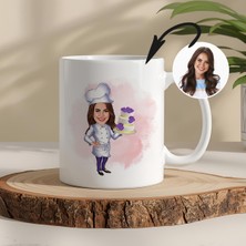 Aşçı Temalı Kişiye Özel Karikatürlü Kupa – Fotoğraftan Çizim, Özel Tasarım Hediye