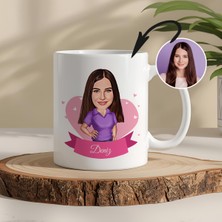 Kişiye Özel Karikatür Kupa Bardak – Fotoğraf Gönder, Sana Özel Karikatür Çizimiyle Eşsiz Hediye