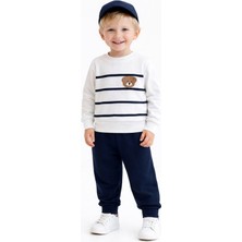 Ürünya Çizgili Sweatshirt ve Lacivert Eşofman Takımı