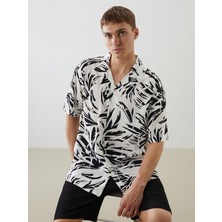 Lc Waikiki Yeni Sezon Regular Fit Kısa Kollu Desenli Viskon Erkek Gömlek