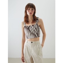 Lc Waikiki Yeni Sezon Kare Yaka Desenli Askılı Crop