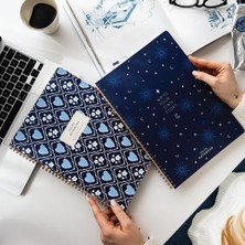 Hype Store A4 Spiralli Karton Kapak 2’li Set Çizgili Okul Defteri 80 Yaprak, Ders Programlı Lacivert Kalp