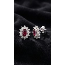 Roza Silver Yakut Taşlı Rodyum Oval Anturaj Minimal Çivili Gümüş Küpe