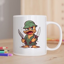 Asilmeydan Elinde Bıçaklarla Ördek Baskılı Hediyelik Kupa Bardak