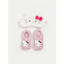 Lc Waikiki Yeni Sezon Hello Kitty Desenli Kaydırmaz Tabanlı Kız Çocuk Ev Çorabı ve Uyku Bandı